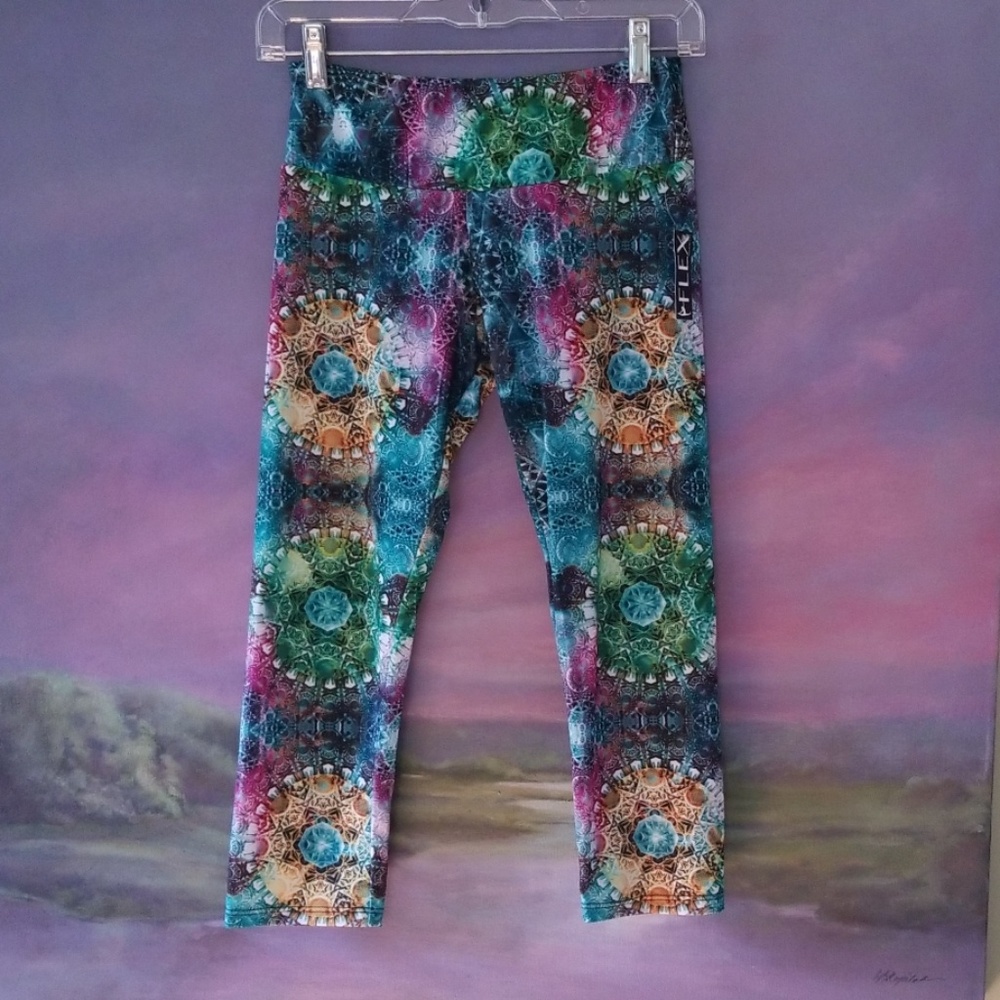 CLEARANCE FLEX Crystal Galaxy Yoga Capris - S - Picture 3 of 7